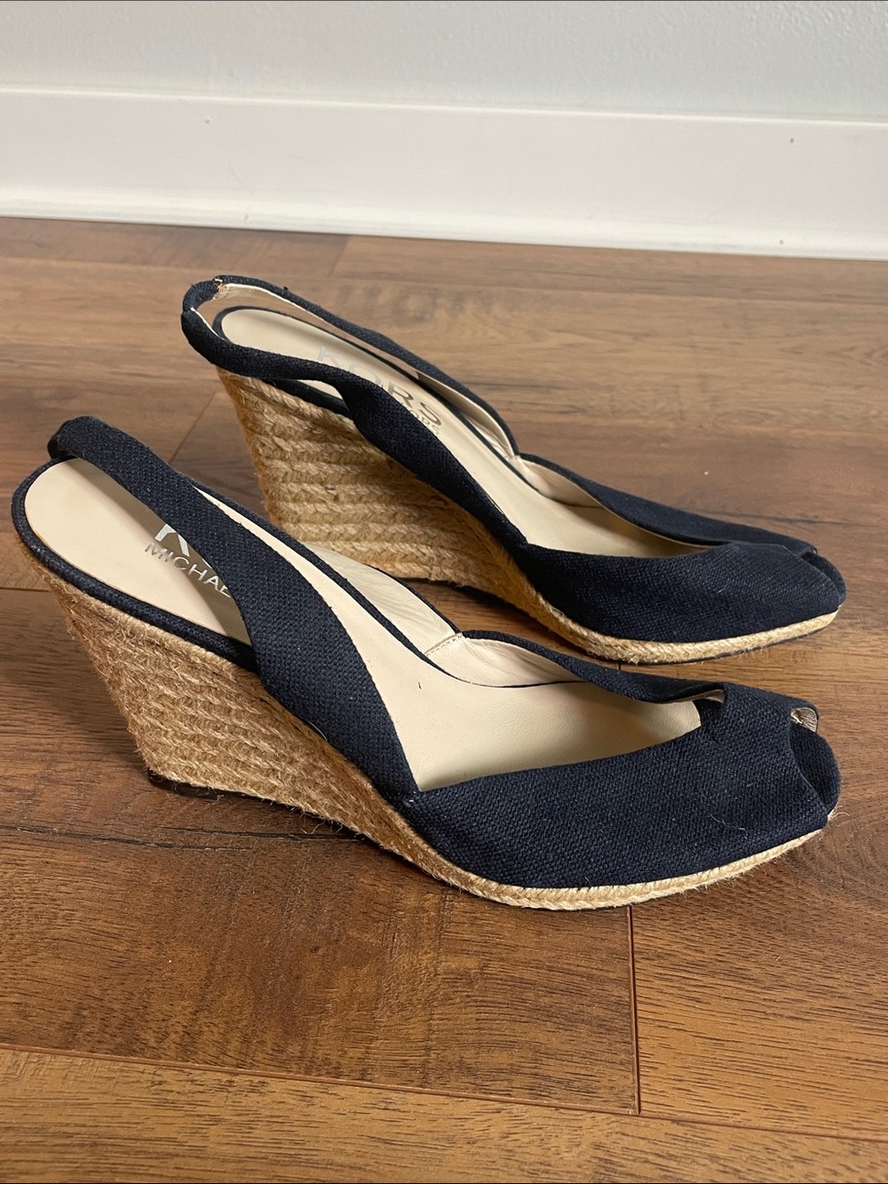 Kors‎ Michael Kors Vivian Navy Slingback Sandals Size 10